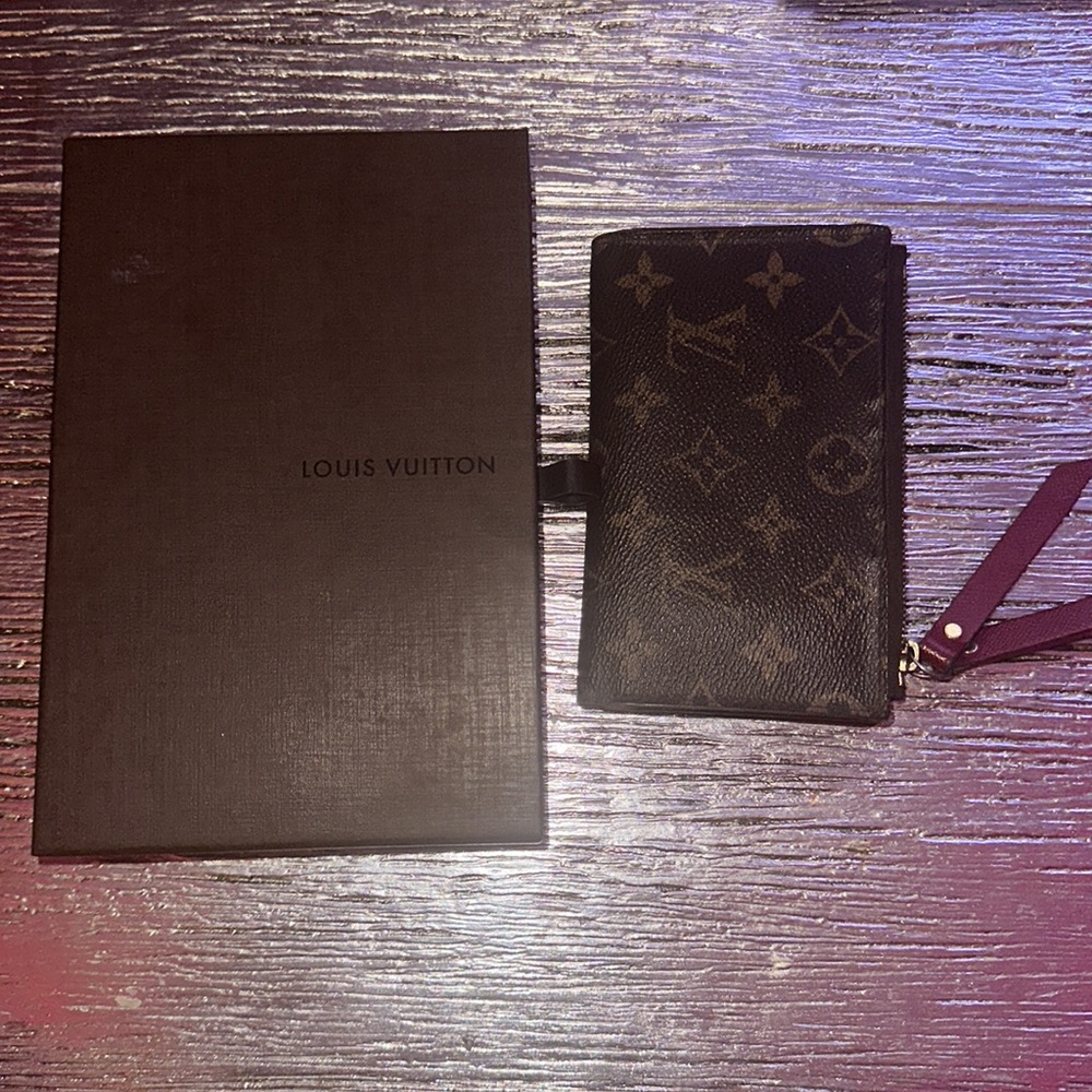 Louis Vuitton Adele Wallet